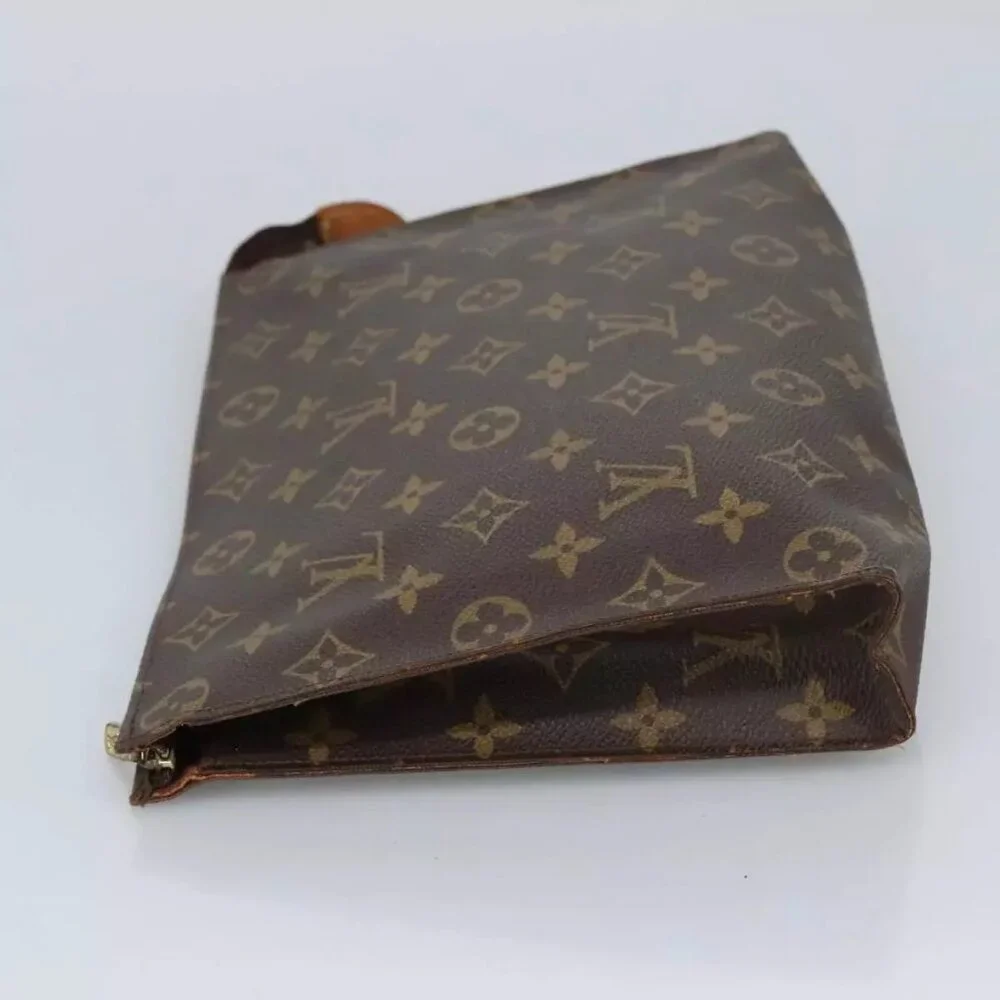 LOUIS VUITTON Monogram Poche Toilette 26 Pouch - Picture 8 of 15